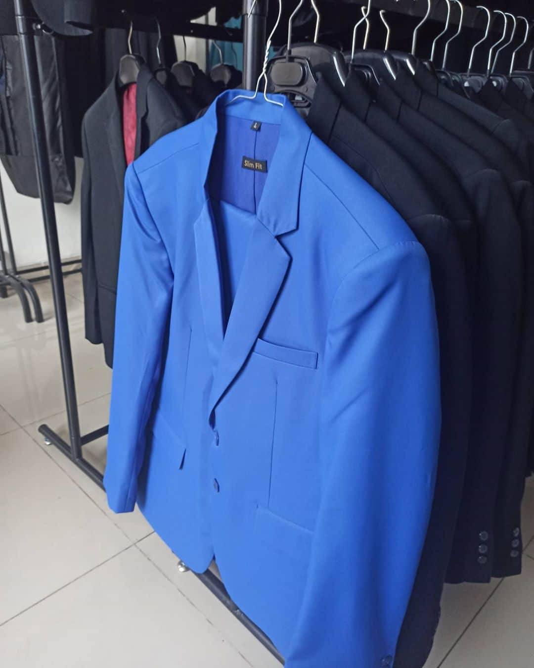 sewa jas warna blue samping